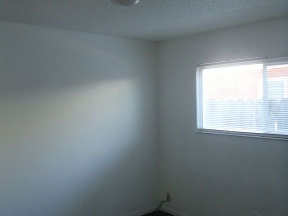 3rd image of 721 N Commerce St APT 1