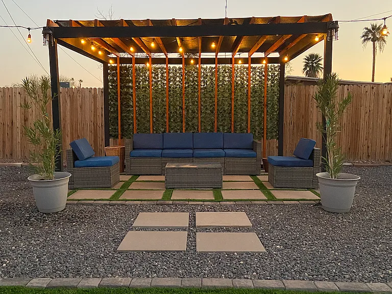 2065 E Don Carlos Ave — Photo 5