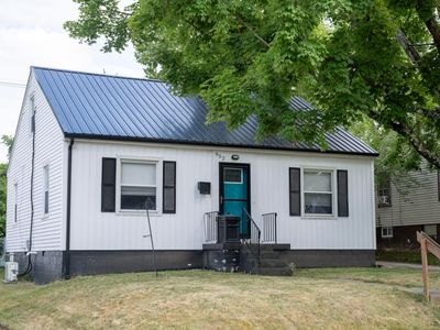 952 Meadow Ln, Lexington, KY, 40505