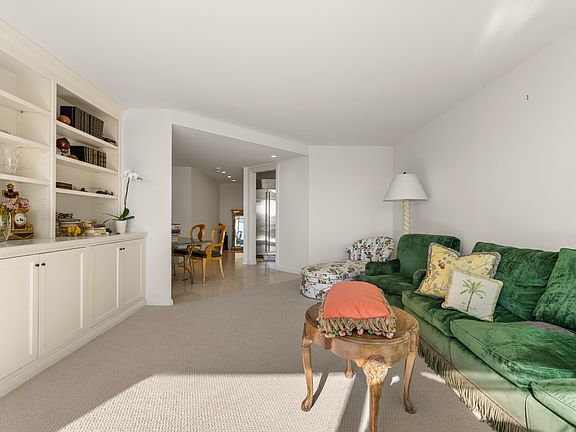 3rd image of 2200 Sacramento St APT 302