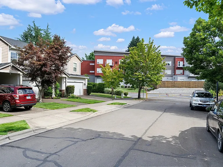 21069 SW Madeira Ter — Photo 2