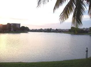 1198 N Hiatus Rd #1198, Pembroke Pines, FL 33026