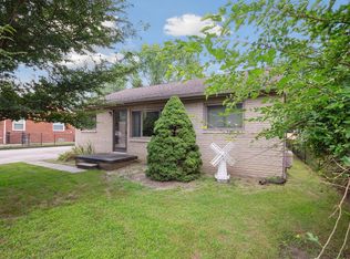 21180 Van Buren St, Southfield, MI