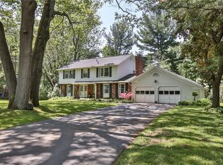 72 Callingham Rd, Pittsford, NY 14534