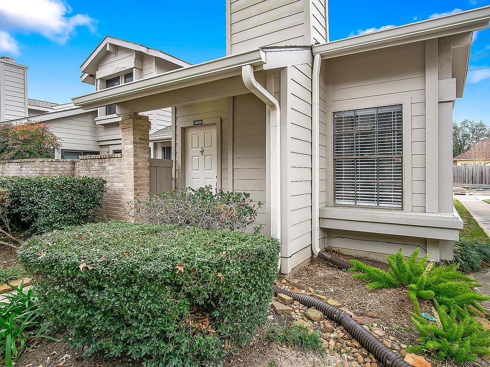 1st image of 13425 Garden Grv #749