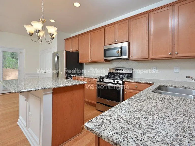 3 Moonbeam Ct — Photo 7