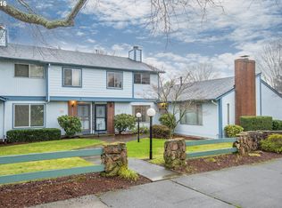 897 NE 90th Ave, Portland, OR 97220