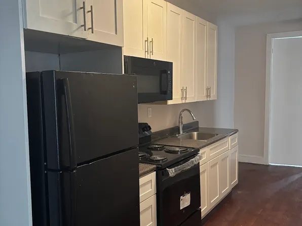 733 Hinsdale Street image 3 of 4