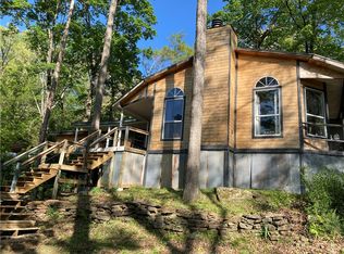 575 Madison St #6415, Huntsville, AR 72740