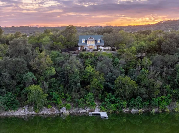 11103 Lakeside Dr, Jonestown, TX 78645