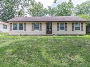 1008 Frank Dr, Champaign, IL 61821