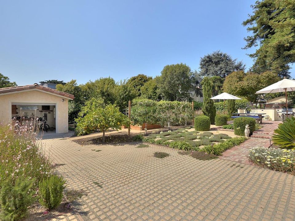 1st image of 109 Elva Dr
