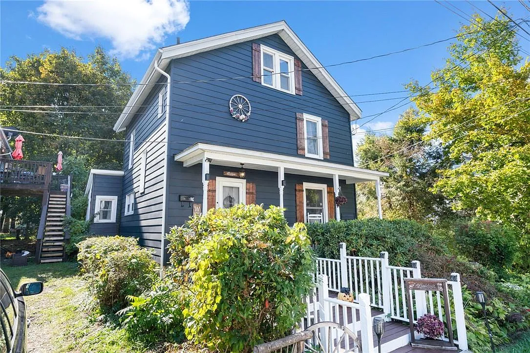 11 Clinton Street photo 1