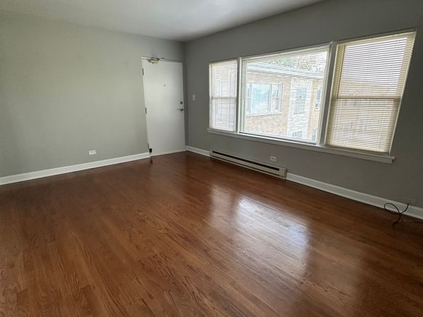 7632.5 N Milwaukee Ave #1A