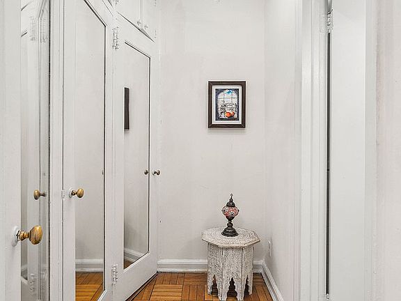 4th image of 220 Madison Ave APT 8D