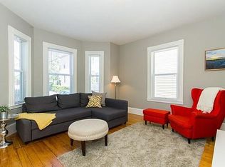 14-R Carlton St #1, Somerville, MA 02143
