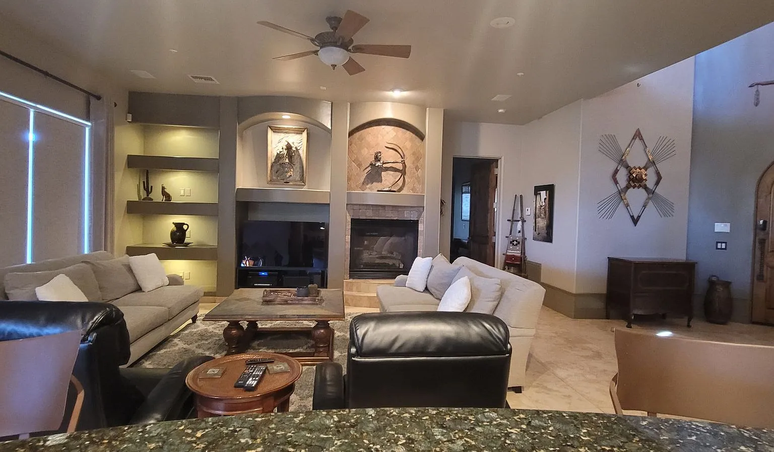 Furnished Single Family Home-Rate Displayed Is For Winter Season — Photo 3