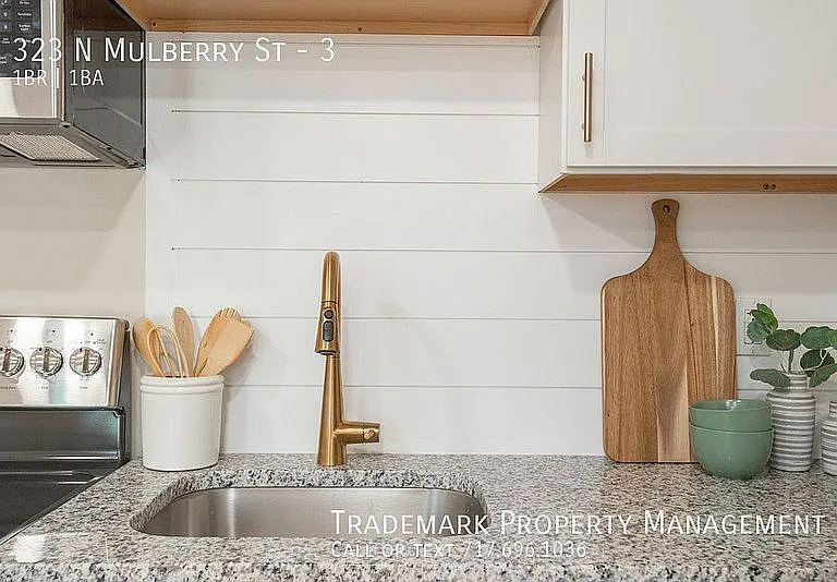 323 N Mulberry St #3 — Photo 7