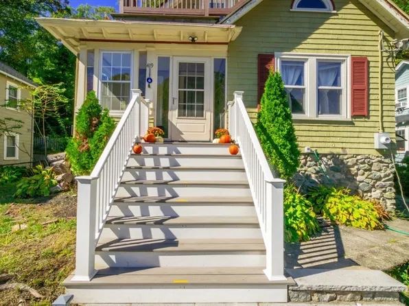 419 Lowell Ave, Newton, MA 02460