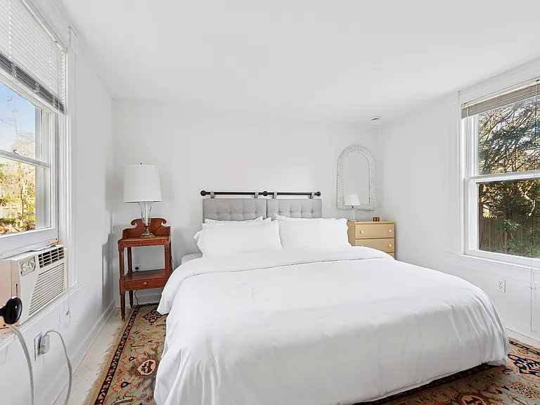 255 Madison St — Photo 17