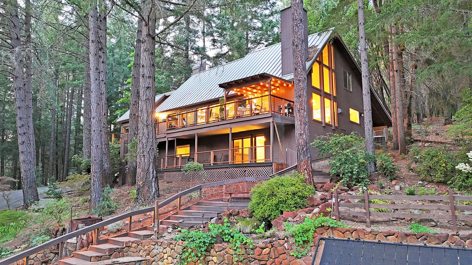 525 Ingalls Ln photo 1