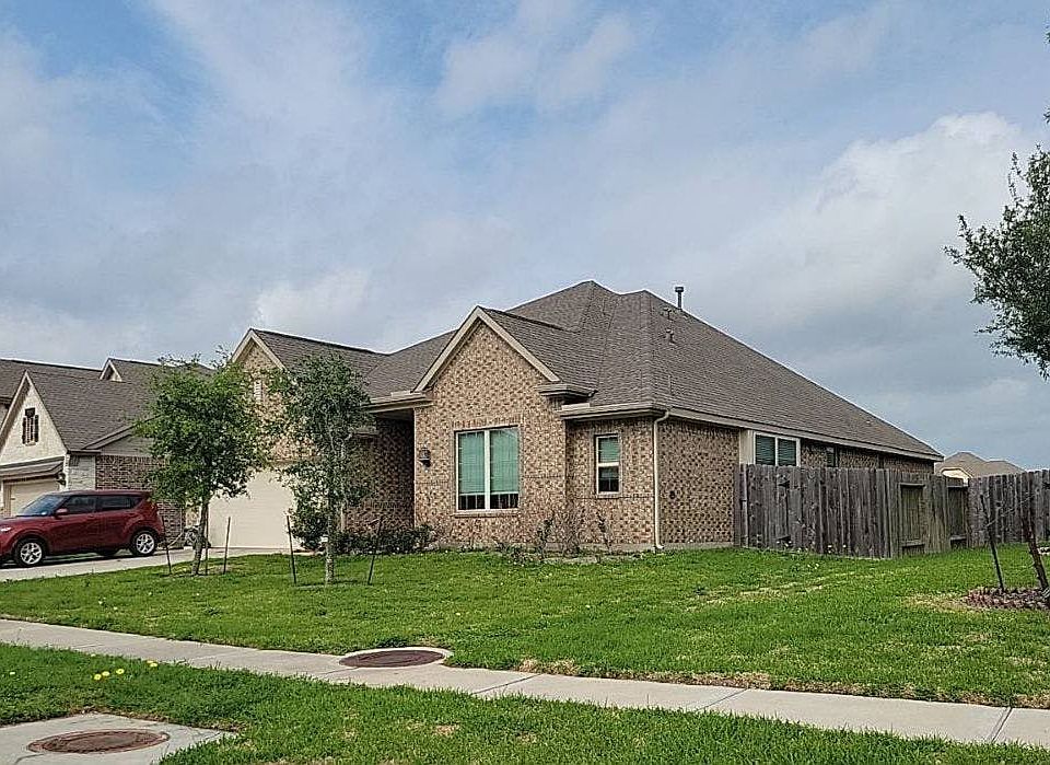 1st image of 2214 Dovetail Park Ln