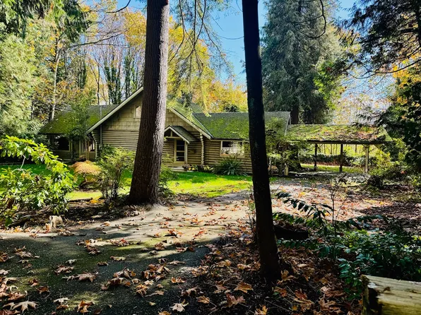 522 Duchess Ave, West Vancouver, BC V7T 1G4