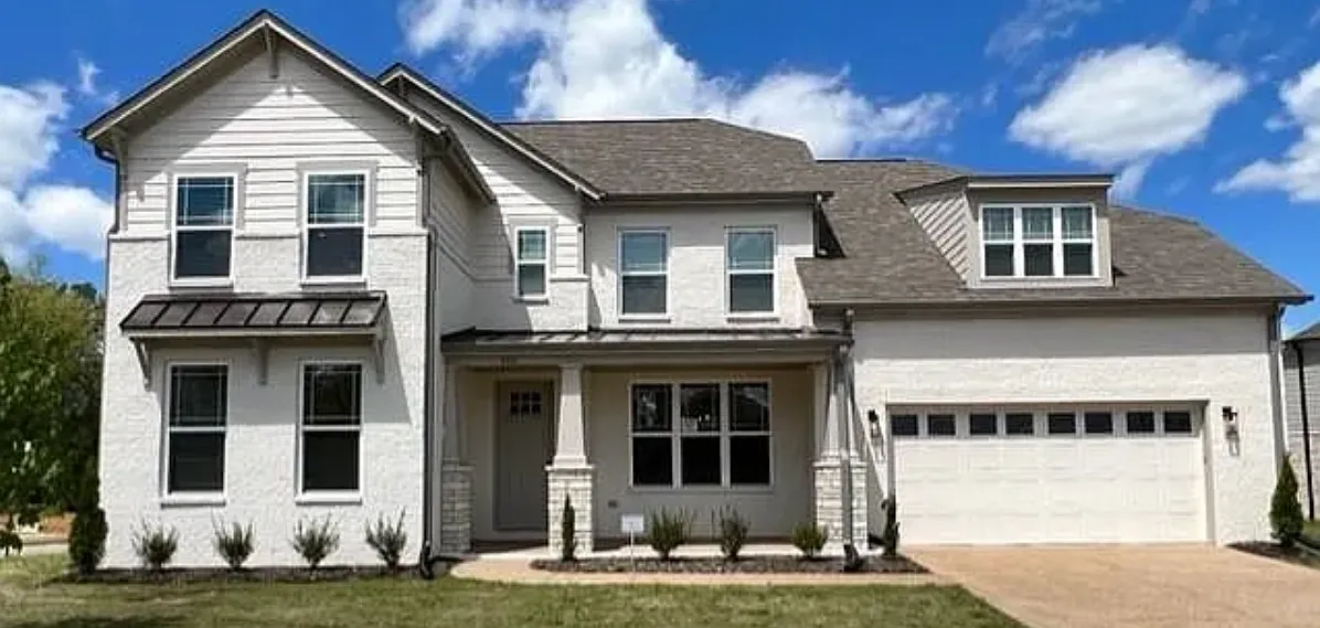 5 bed, 3363 sqft, $3,499 — Photo 1