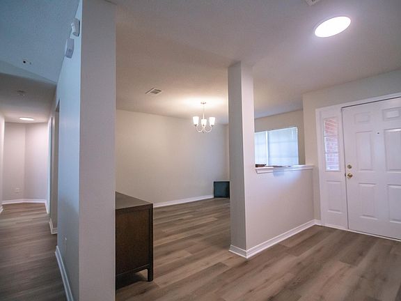 5th image of 9137 Daytona Dr