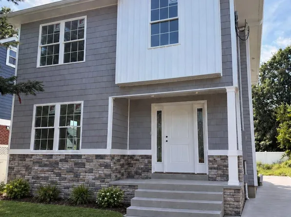 71 Broadfield Road, Hempstead, NY 11550