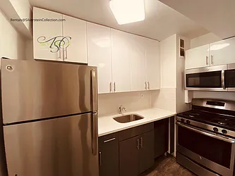 Rented by Silverstein Collection LLC 