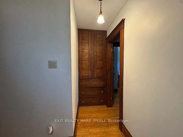 256 Broadway Ave — Photo 35