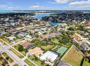 616 Hernando Dr, Marco Island, FL 34145