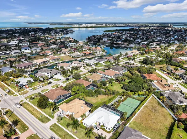 616 Hernando Dr, Marco Island, FL 34145