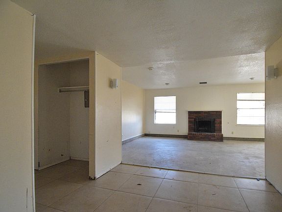 4th image of 7013 Casa Loma Cir