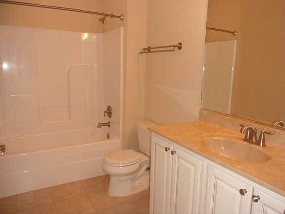 5th image of 7610 Heths Salient St APT 301