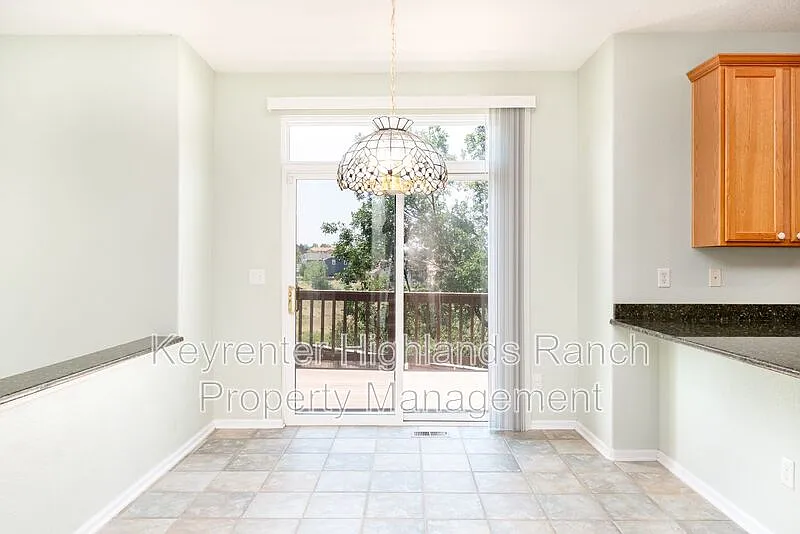 4 bed, 2.5 bath, 2833 sqft, $3,395 — Photo 4