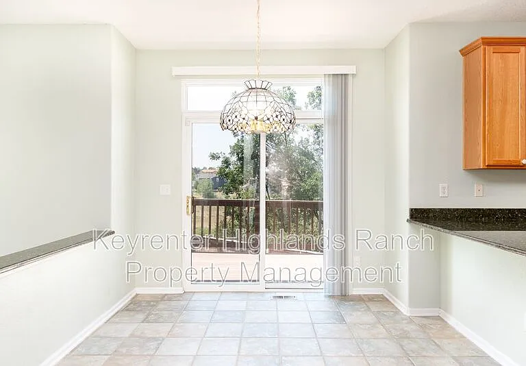 10227 Bentwood Cir — Photo 4