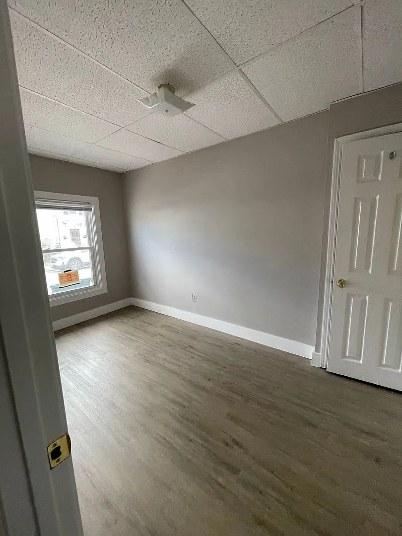 72 Green St — Photo 2