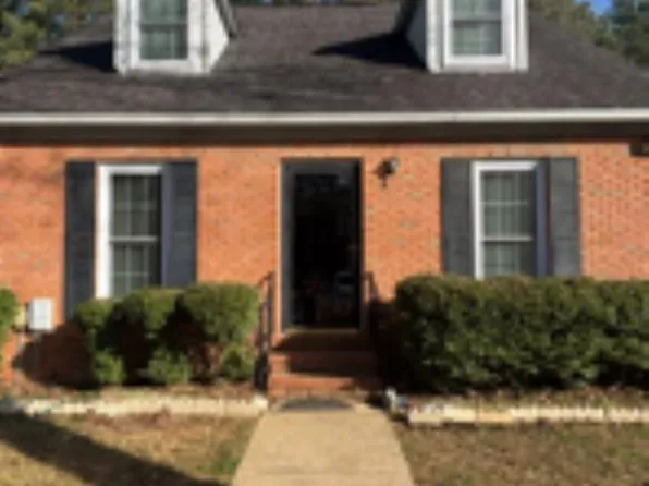 1991 Townhouse Ln, Hueytown, AL 35023
