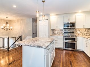 123 Oakside Ln, Saint Louis, MO
