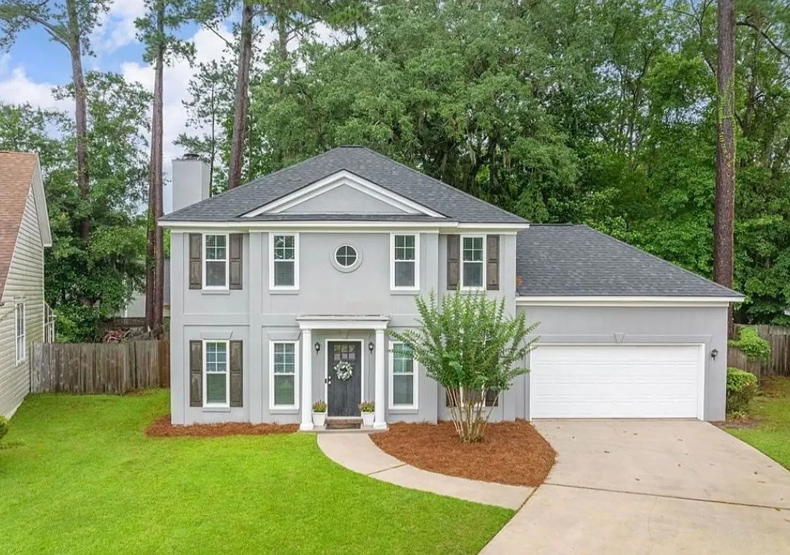 Stunning 4 bedroom 2.5 bath home, Located in Savannah, Ga! — Photo 2