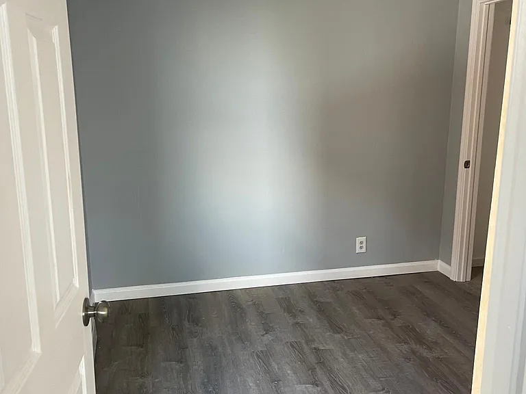 568 Bergen St — Photo 12