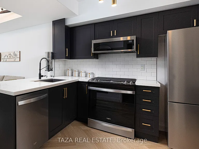 10 Navy Wharf Ct #1705 — Photo 11