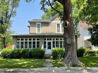 210 E Dakota St, Spring Valley, IL 61362