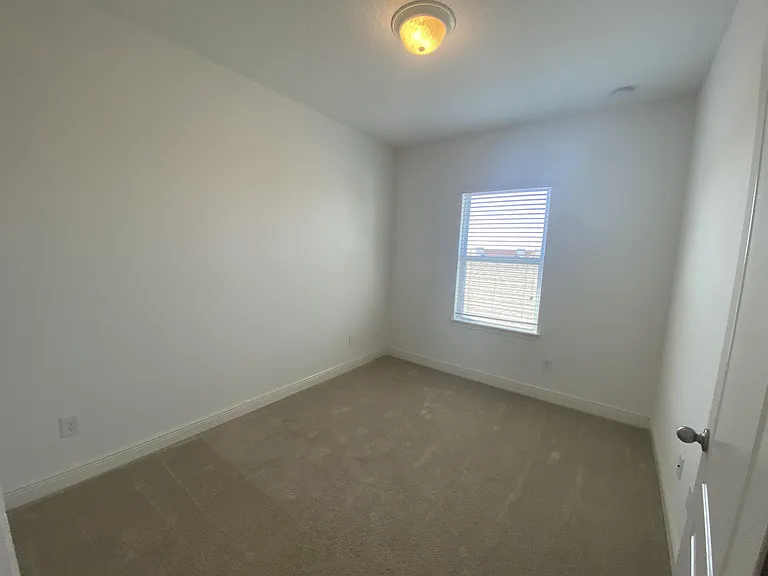 15555 Honeybell Dr — Photo 30