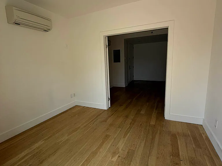 200 Linden Blvd #2A — Photo 12