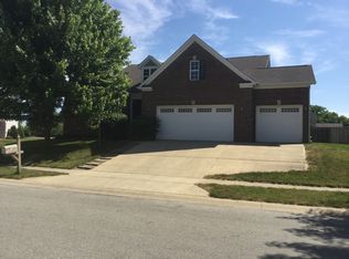 8172 Long Walk Ct, Noblesville, IN 46060