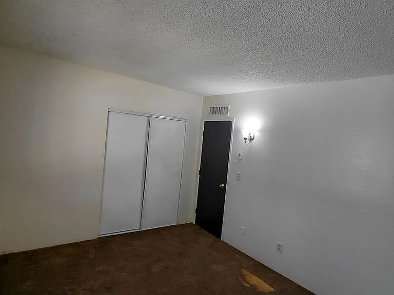 1360 E. Drexel Road — Photo 7