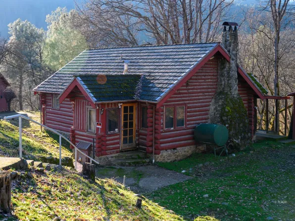 51 & 75 Hart St, Weaverville, CA 96093